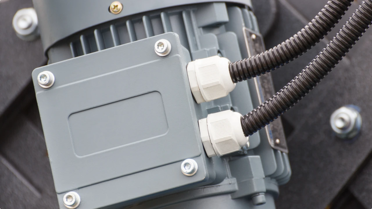 Pump Solutions for Semiconductor Wet Cleaning Systems: Recirculation and Temperature Loop Engineering